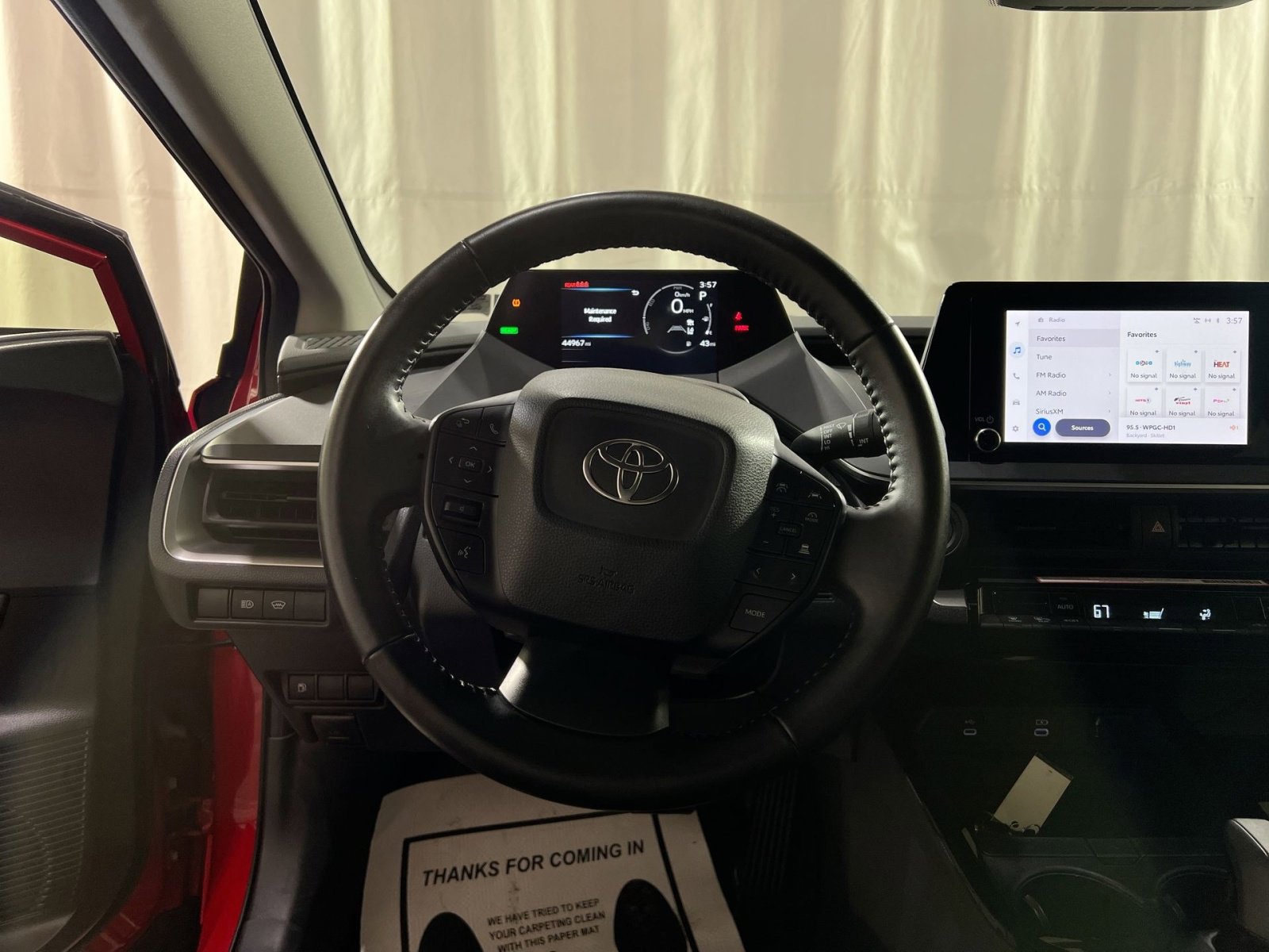 Used 2023 Toyota Prius LE image 21
