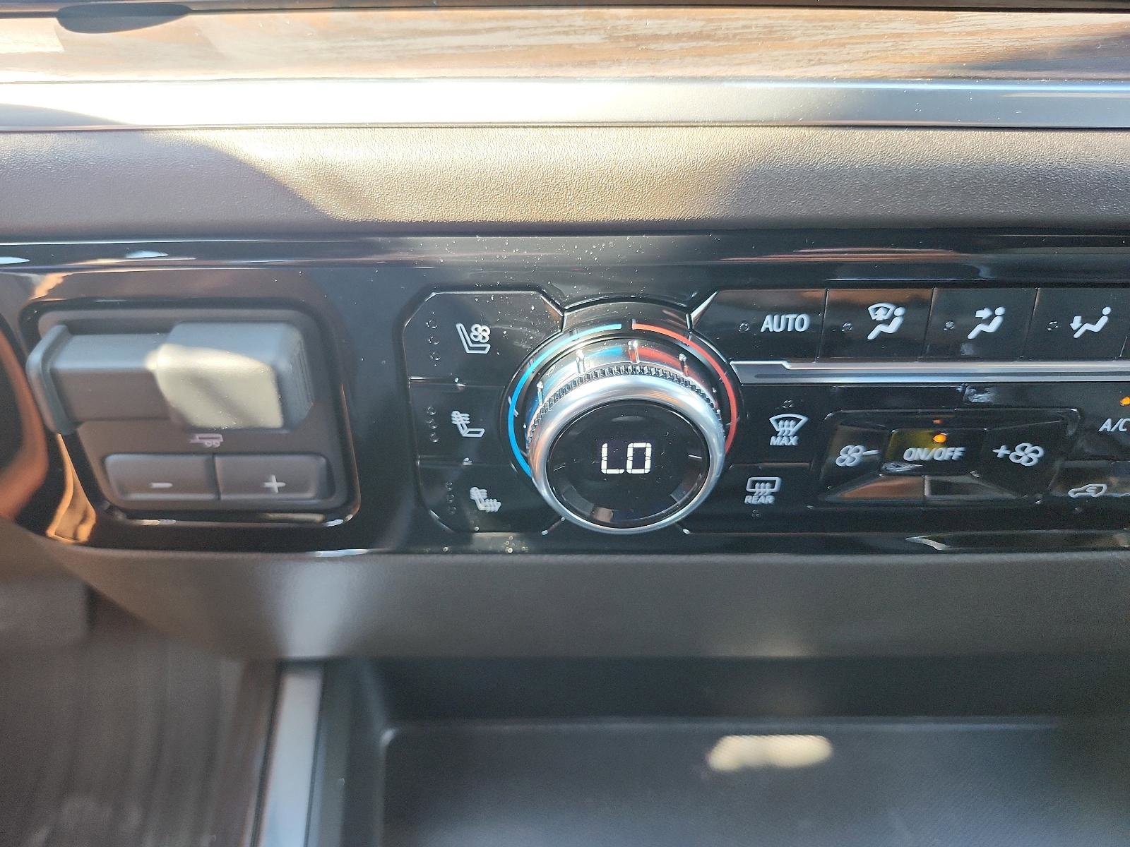 New 2026 GMC Sierra 1500 SLT w/ SLT Premium Plus Package image 19