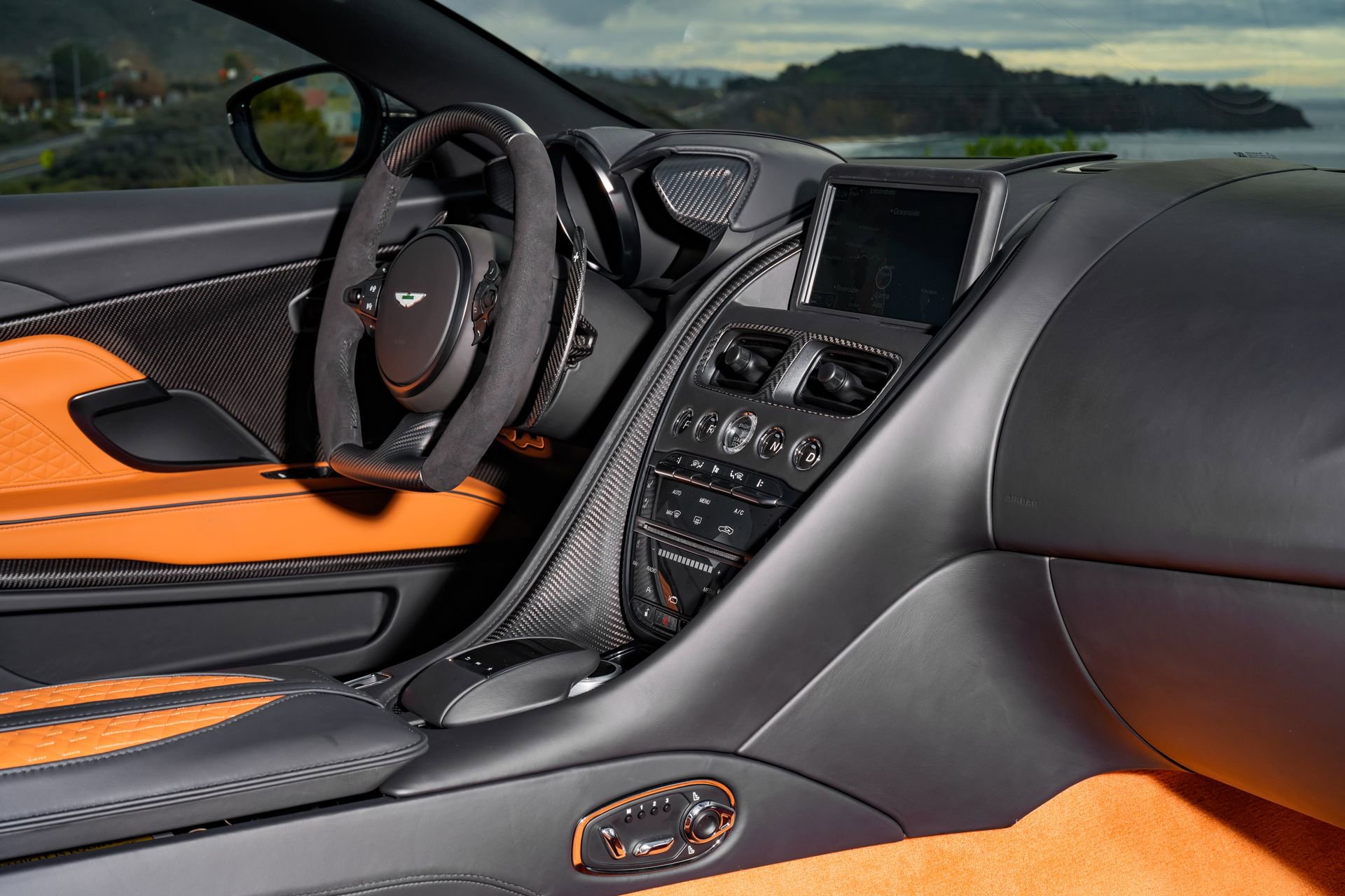 Used 2023 Aston Martin DBS Coupe RWD image 14