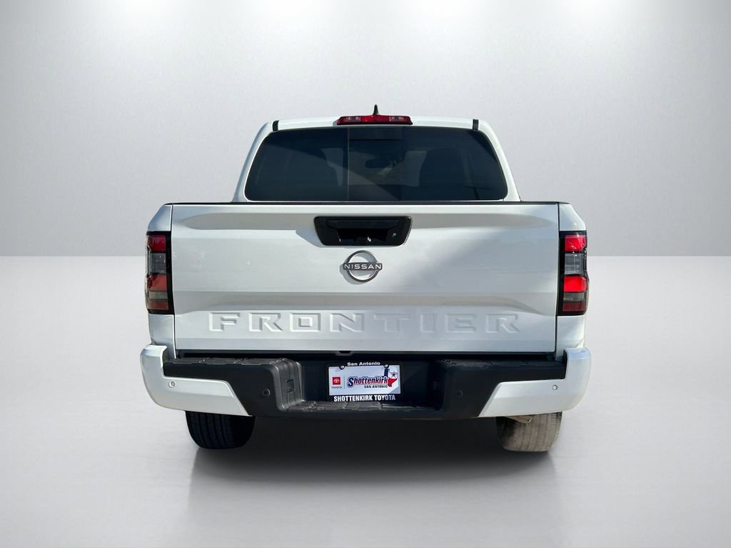 Used 2026 Nissan Frontier SV image 5