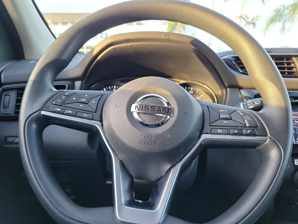 Used 2019 Nissan Rogue Sport SV image 12