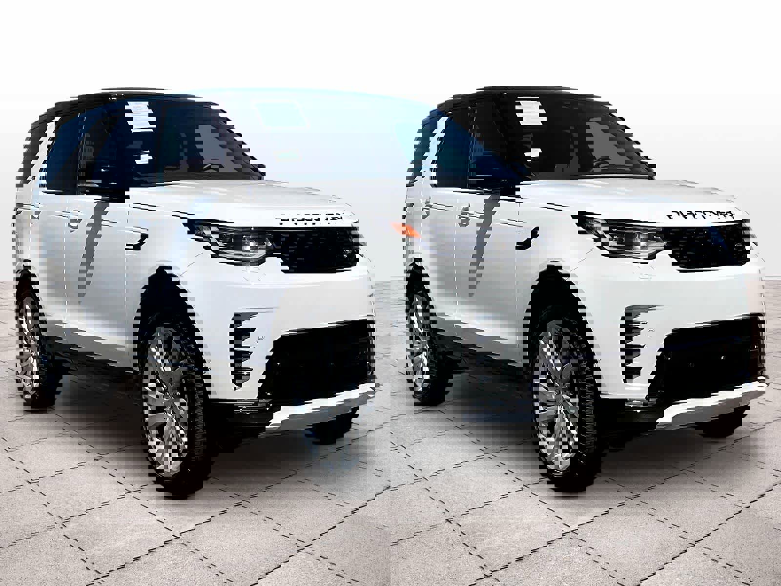 Used 2023 Land Rover Discovery HSE R-Dynamic AWD/4WD image 2