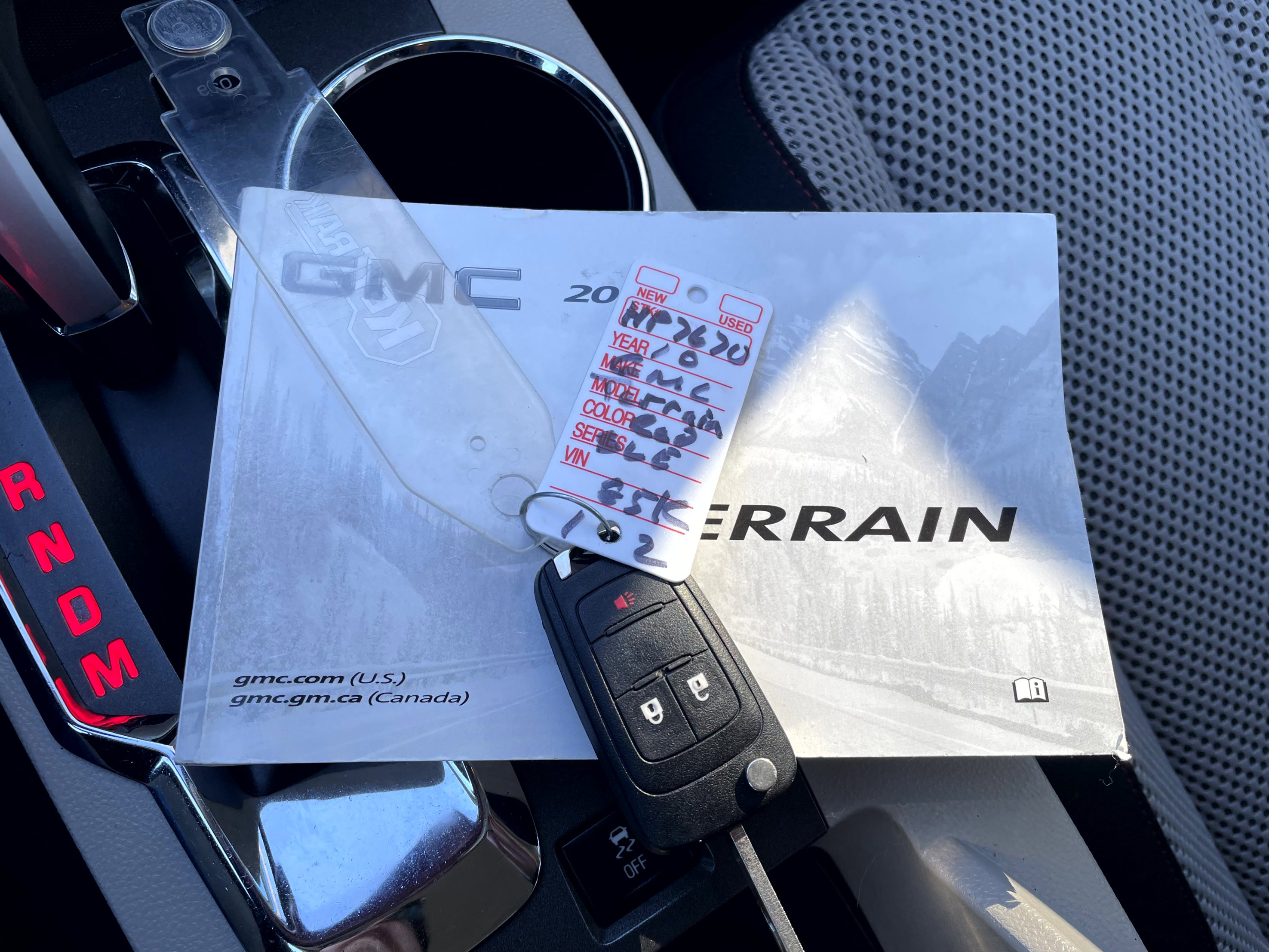 Used 2010 GMC Terrain SLE image 18