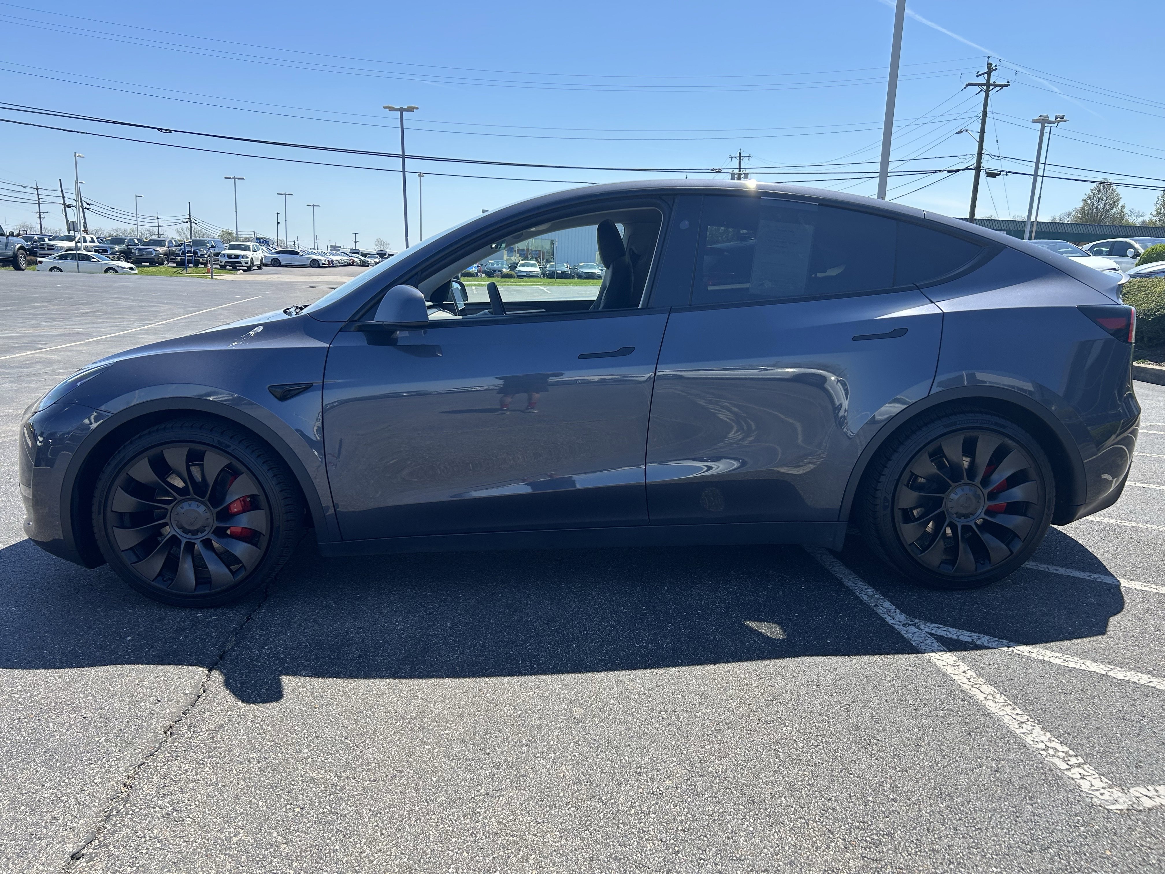 Used 2023 Tesla Model Y Performance image 4