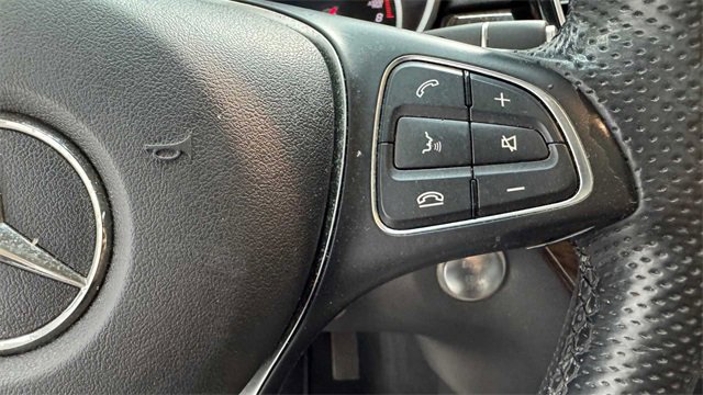 Used 2016 Mercedes-Benz GLE 350 w/ Premium Package image 21