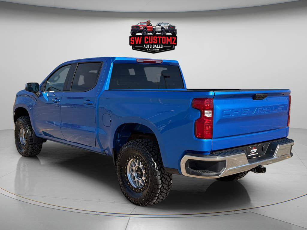 Used 2025 Chevrolet Silverado 1500 LT image 4