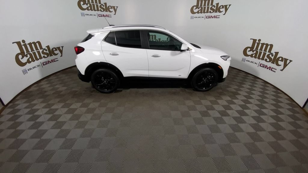Used 2025 Buick Encore GX Sport Touring w/ Comfort Package FWD image 9