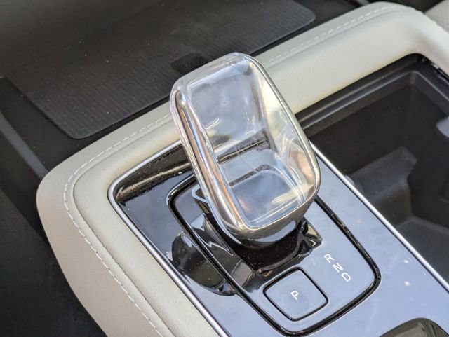 New 2026 Volvo XC90 B6 Ultra w/ Protection Package image 21
