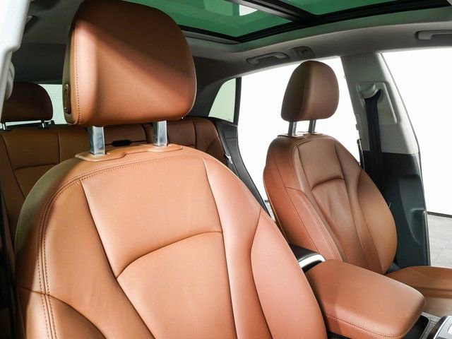 Used 2022 Audi Q8 Premium AWD/4WD image 24