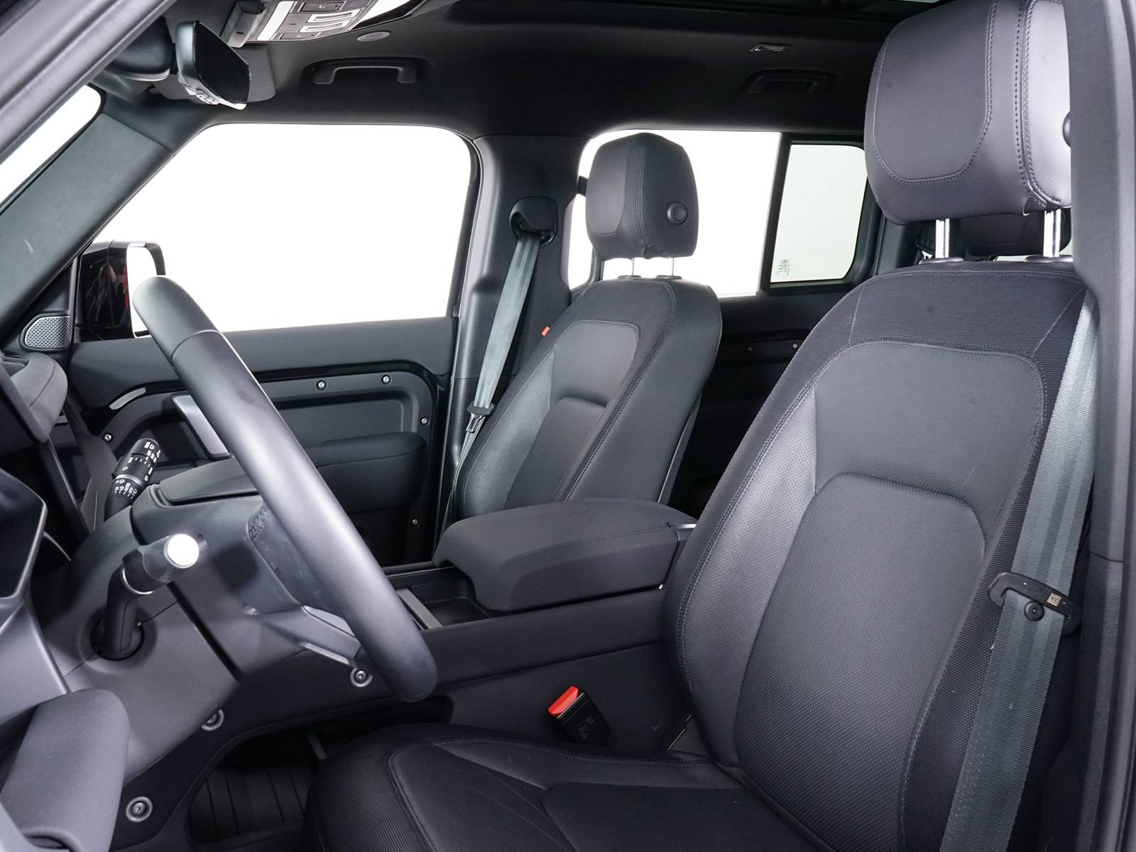 Used 2023 Land Rover Defender 110 X-Dynamic SE AWD/4WD image 23