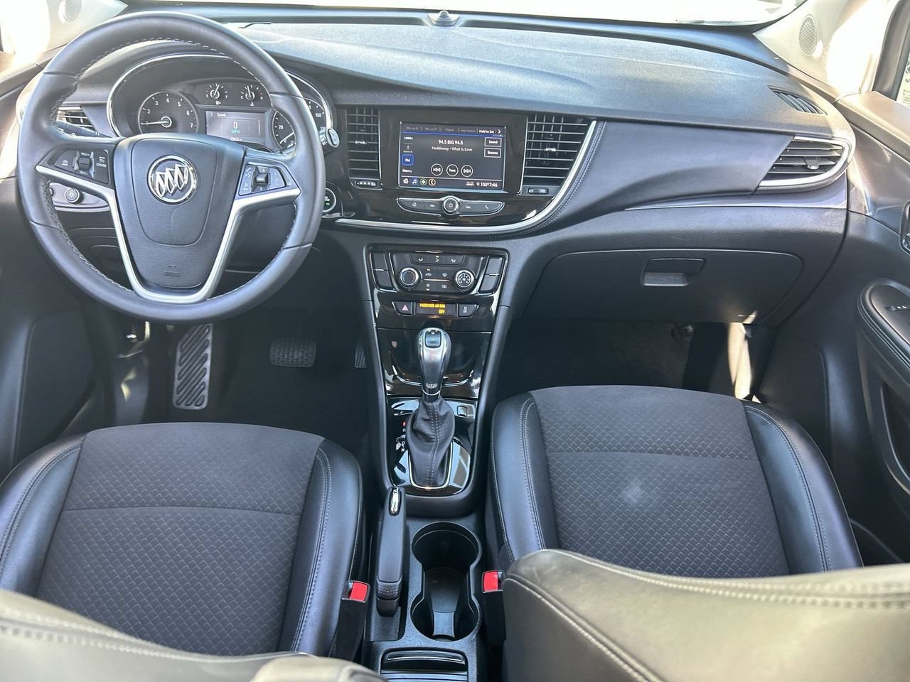Used 2022 Buick Encore Preferred w/ Safety Package FWD image 13
