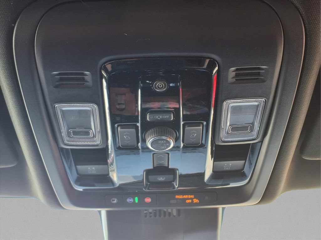 Certified 2026 GMC Yukon Denali w/ Sun & Power Step Package AWD/4WD image 25