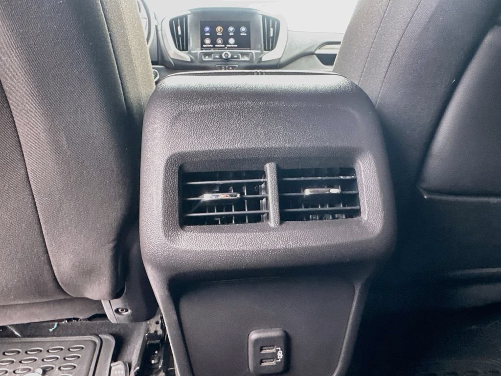 Used 2024 GMC Terrain SLE w/ Driver Convenience Package FWD image 21