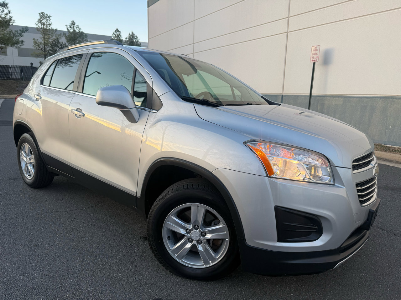 Used 2016 Chevrolet Trax LT w/ LT Convenience Package image 1