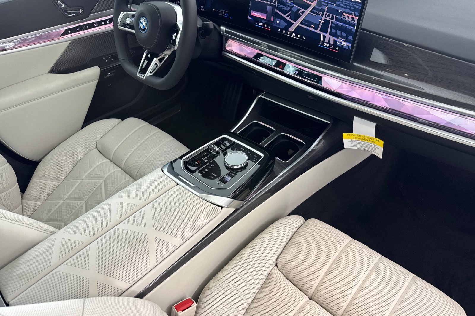 New 2026 BMW 750e xDrive w/ Premium Package AWD/4WD image 28