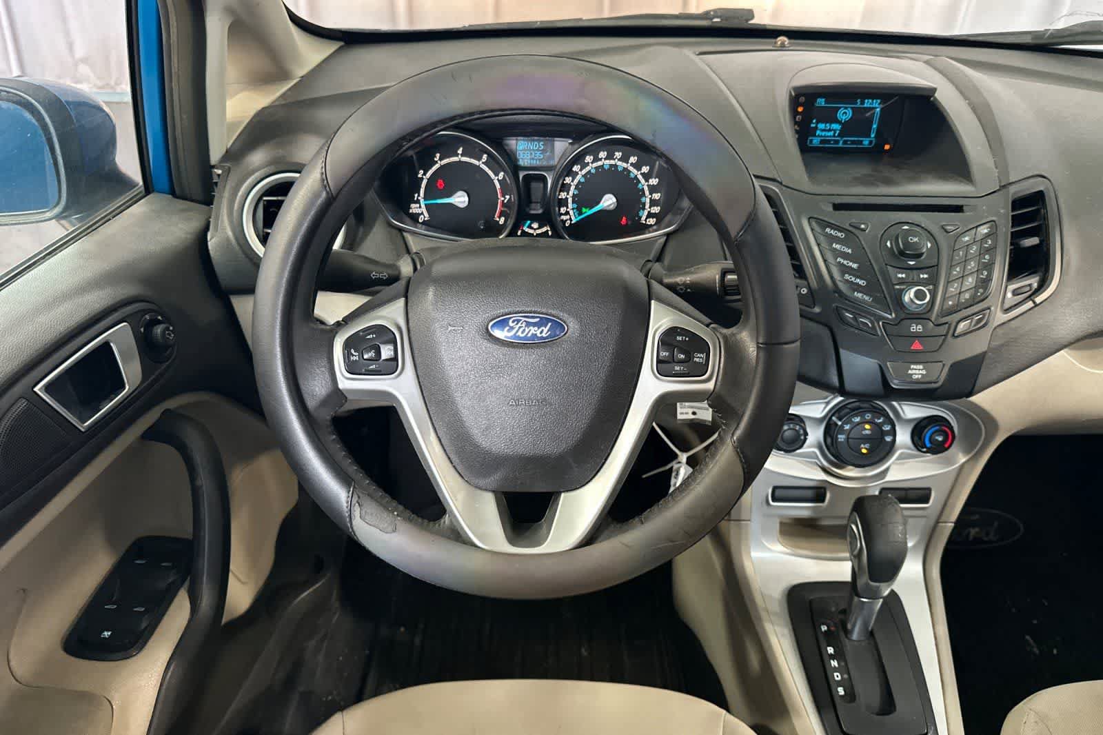 Used 2015 Ford Fiesta SE FWD image 16