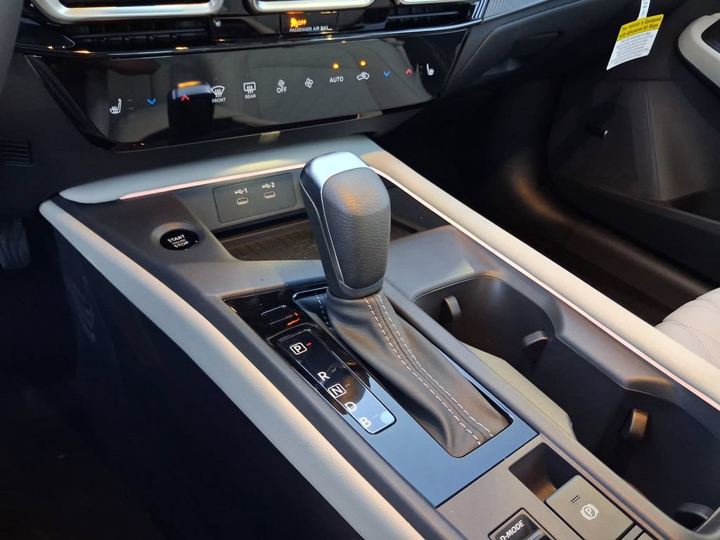 New 2026 Nissan Sentra SL w/ Floor Mat Package FWD image 10