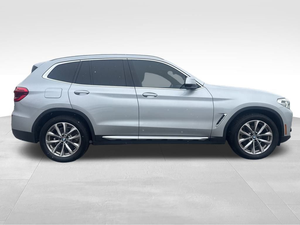 Used 2019 BMW X3 sDrive30i image 9