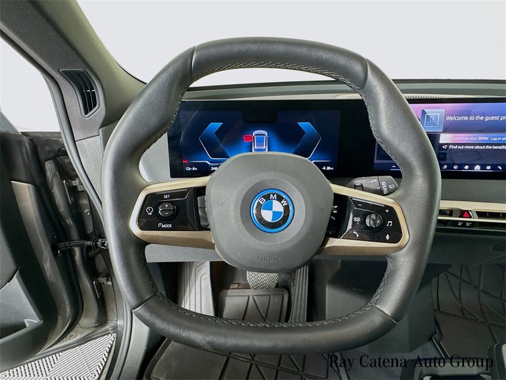 Used 2025 BMW iX xDrive50 w/ Premium Package image 11