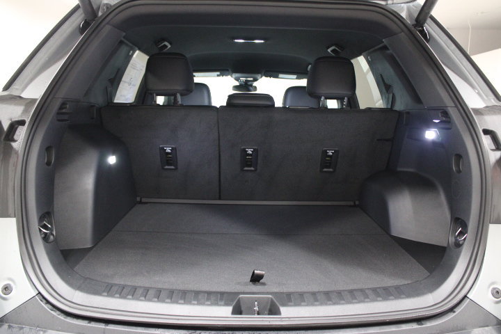 New 2027 GMC Terrain Elevation w/ Elevation Premium Package AWD/4WD image 13