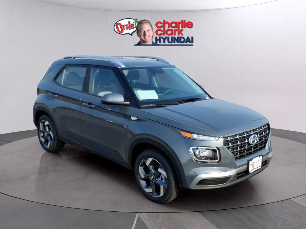 New 2026 Hyundai Venue SEL FWD image 7