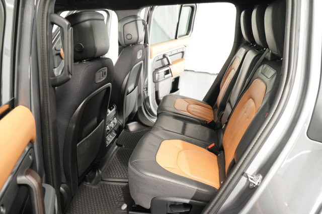 Used 2021 Land Rover Defender 110 X AWD/4WD image 52