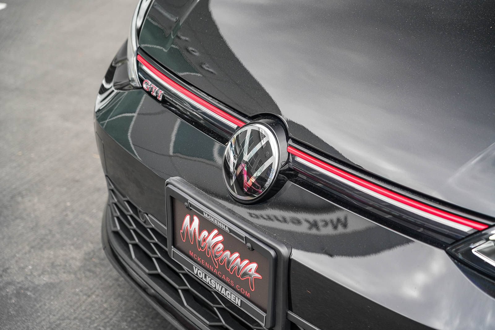 Certified 2024 Volkswagen GTI Autobahn FWD image 4