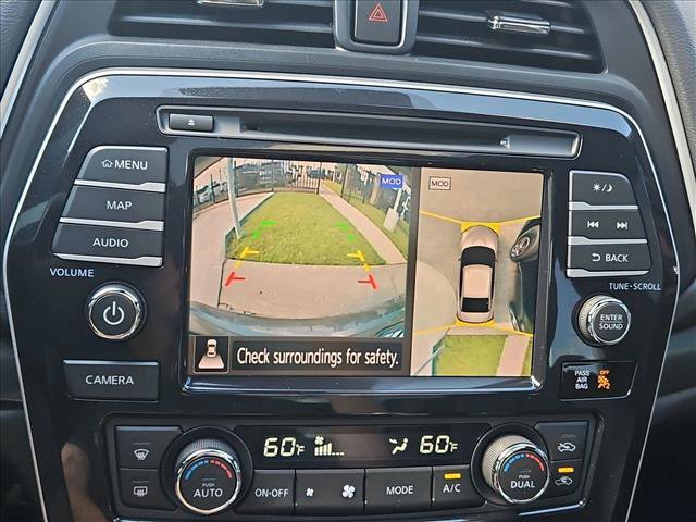 Used 2023 Nissan Maxima SR w/ Sport Mat Group FWD image 14