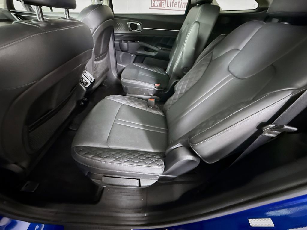 Used 2021 Kia Sorento SX image 31