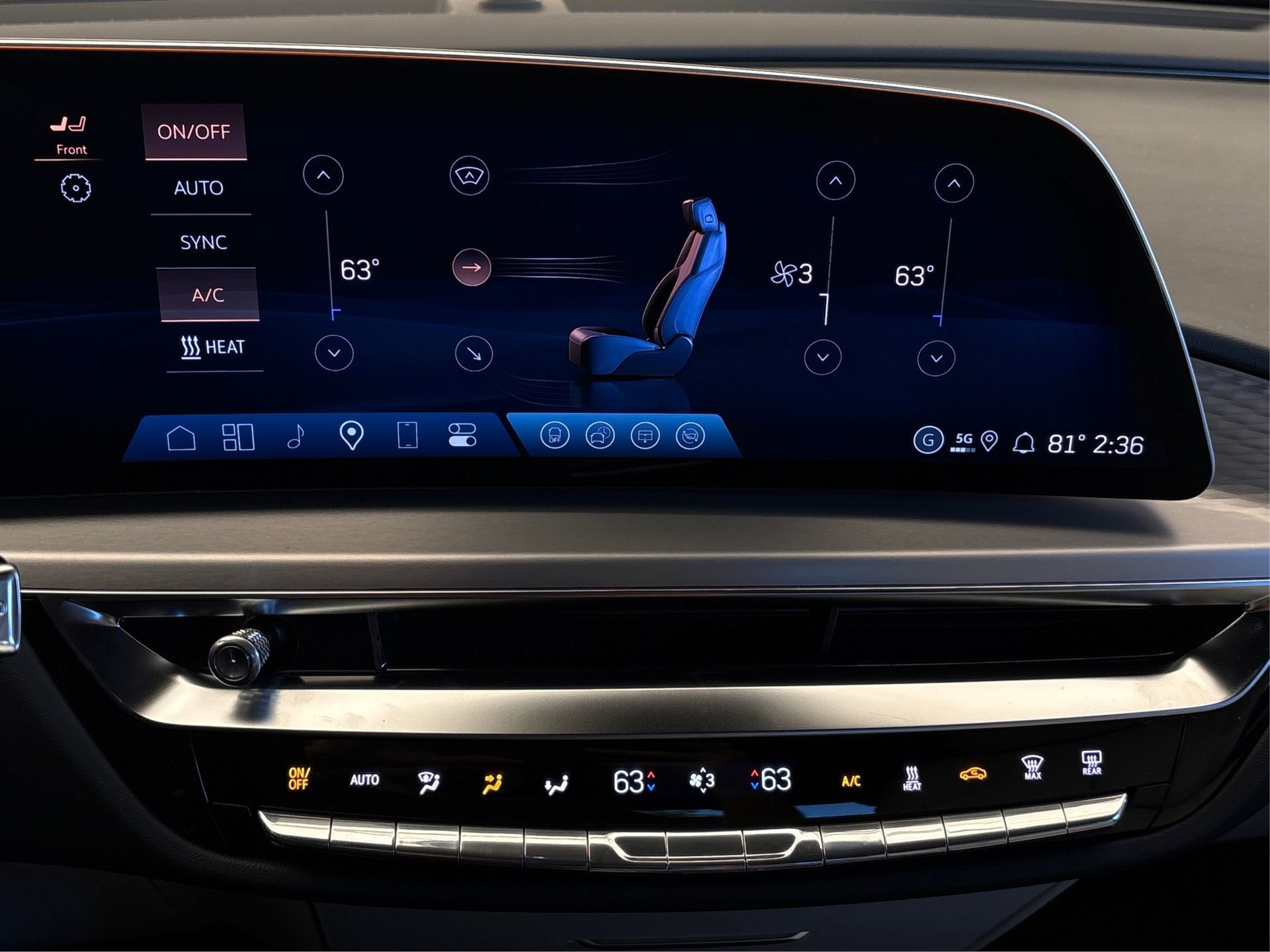 New 2026 Cadillac Lyriq Luxury image 26