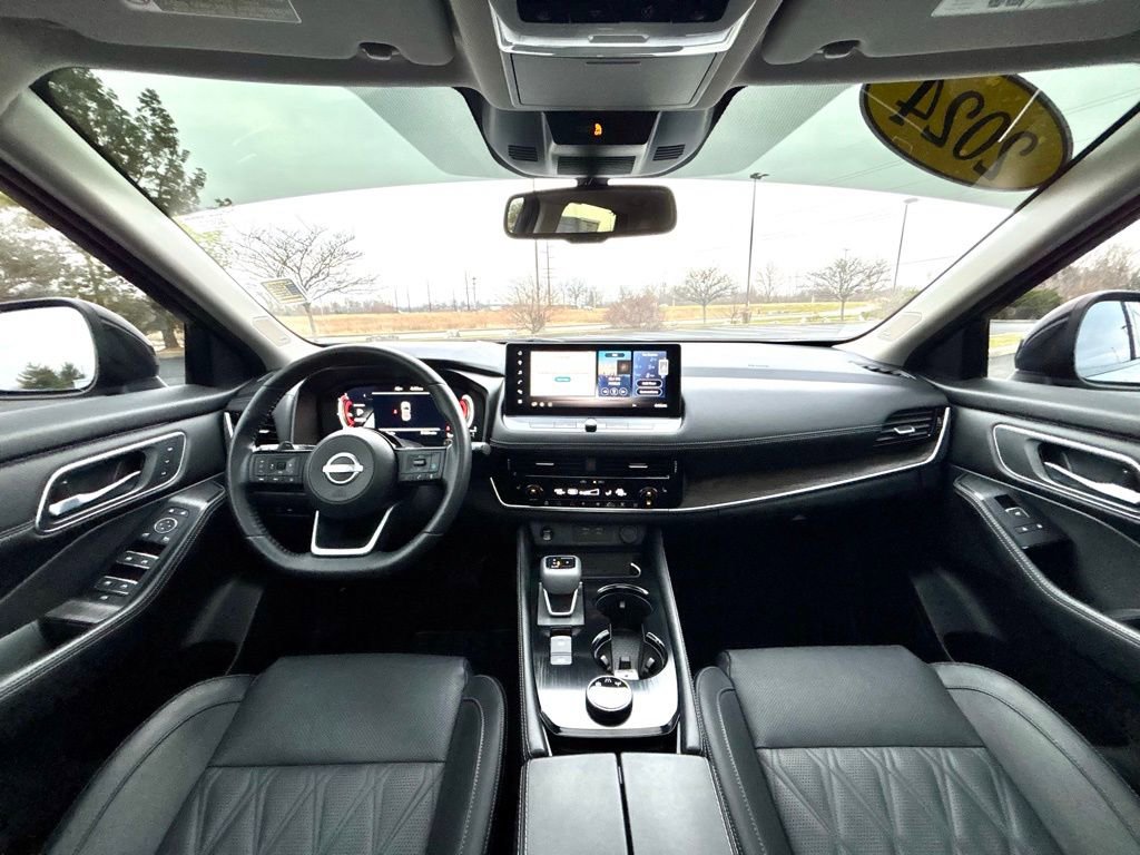 Used 2024 Nissan Rogue Platinum w/ Platinum Premium Package image 25