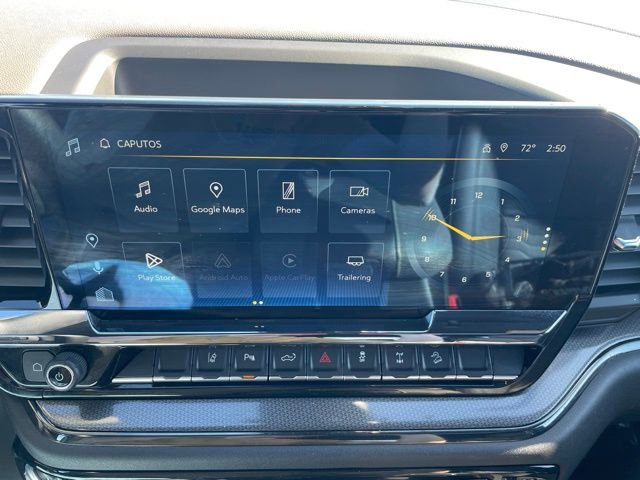 Used 2024 Chevrolet Silverado 2500 ZR2 w/ Technology Package AWD/4WD image 3