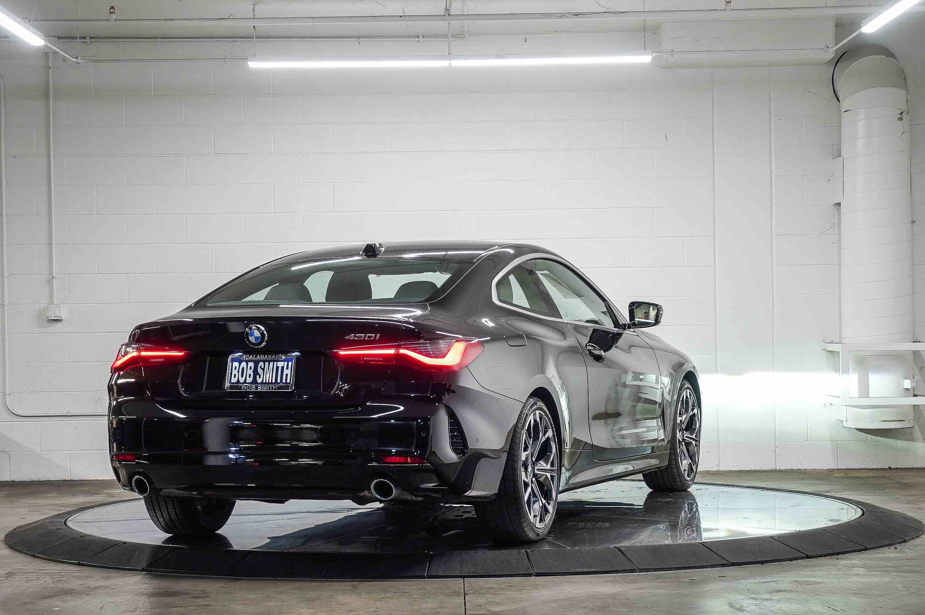 Used 2025 BMW 430i Coupe w/ Convenience Package image 6