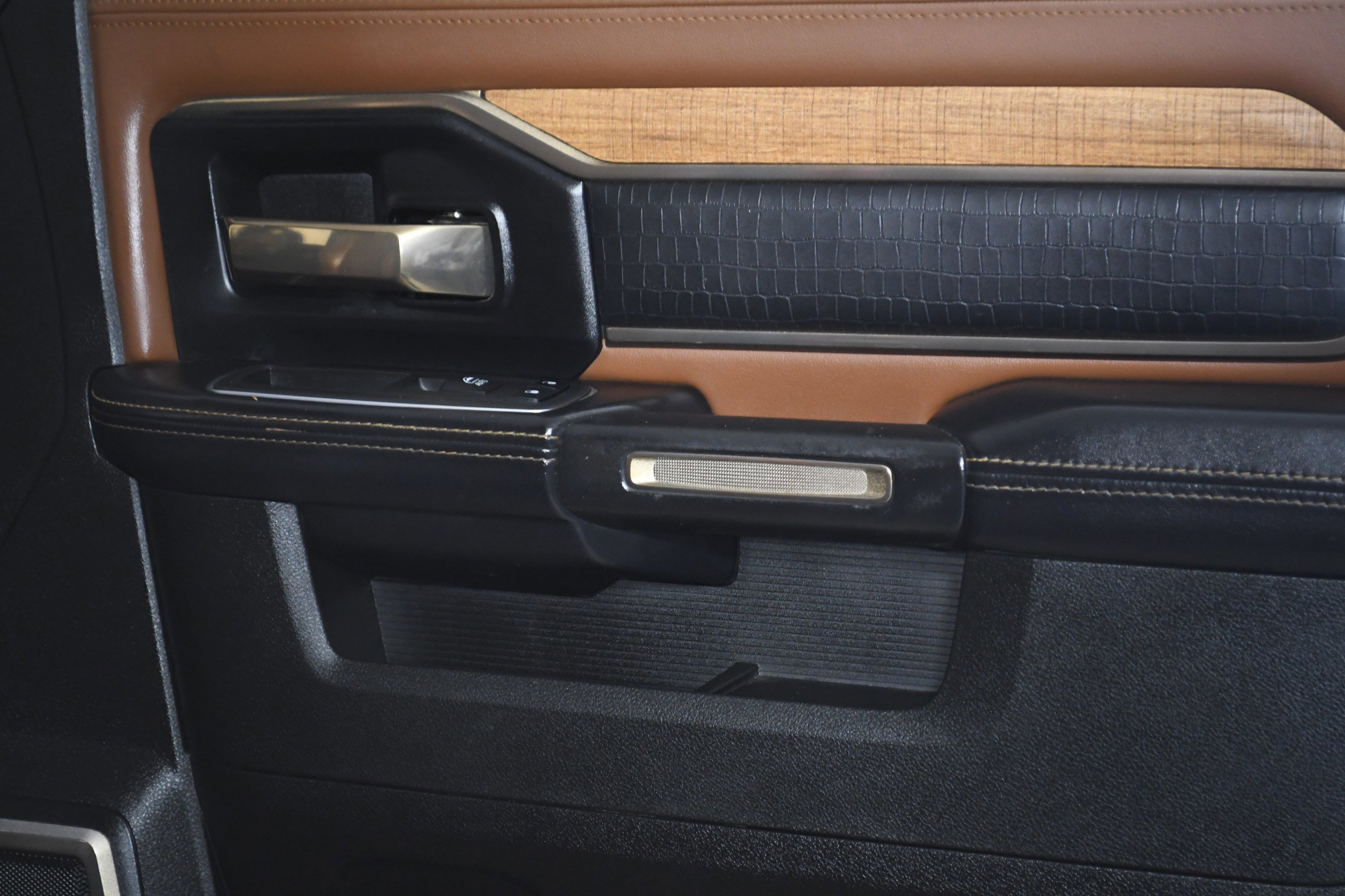 Used 2022 RAM 2500 Limited image 27