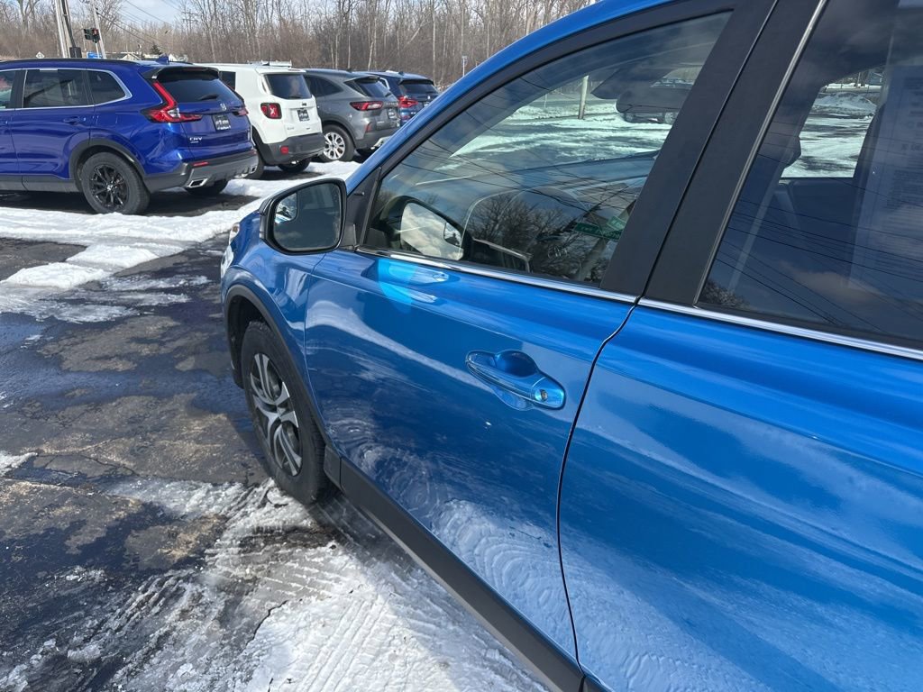 Used 2018 Toyota RAV4 LE w/ All Weather Liner Package image 11