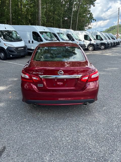 Used 2017 Nissan Altima 2.5 S w/ Power Driver Seat Package FWD image 5
