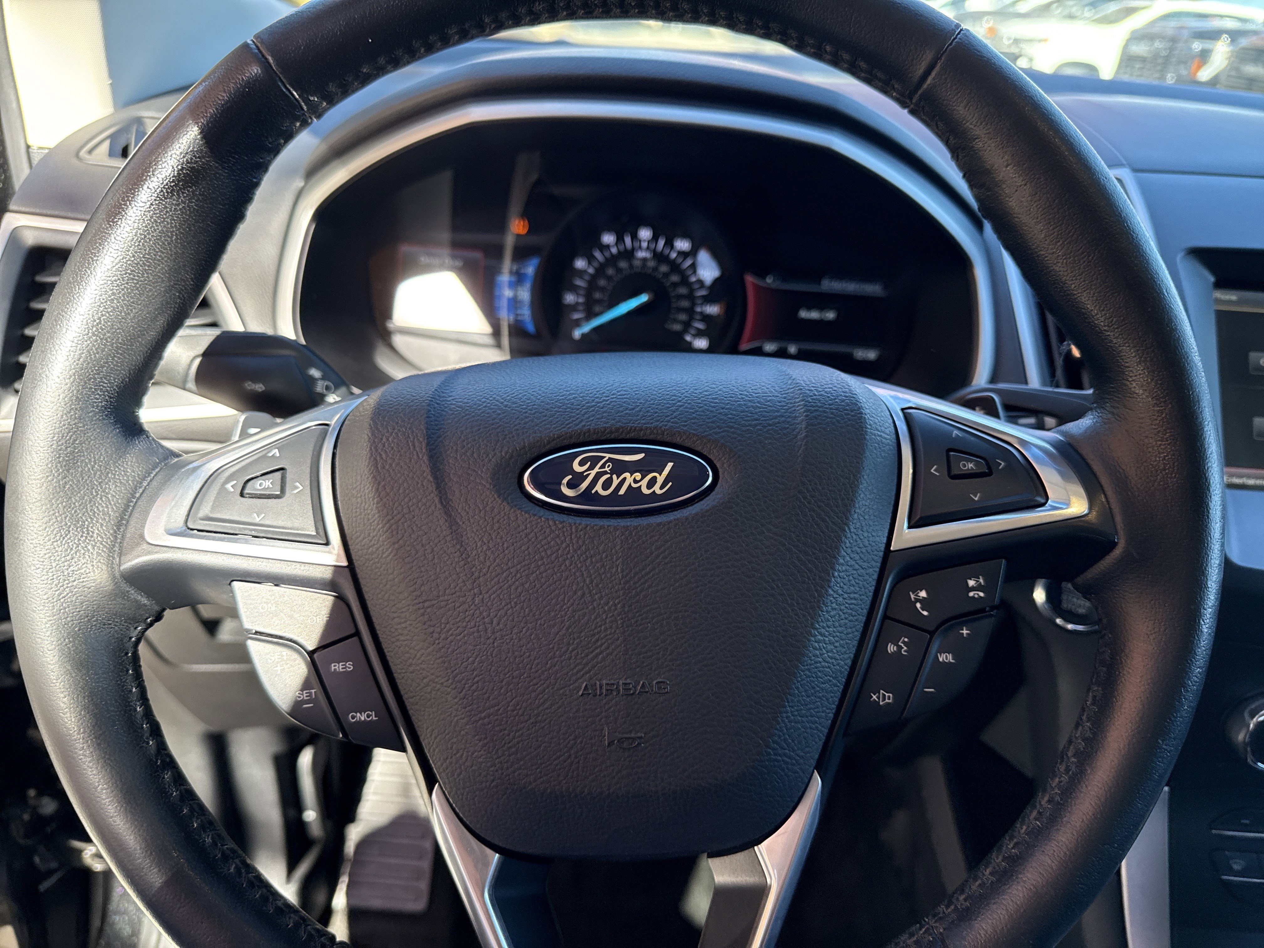 Used 2015 Ford Edge SEL w/ Equipment Group 201A image 23