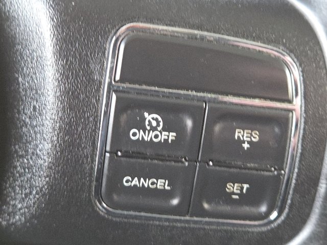 Used 2014 Jeep Wrangler Unlimited Rubicon w/ Connectivity Group image 18