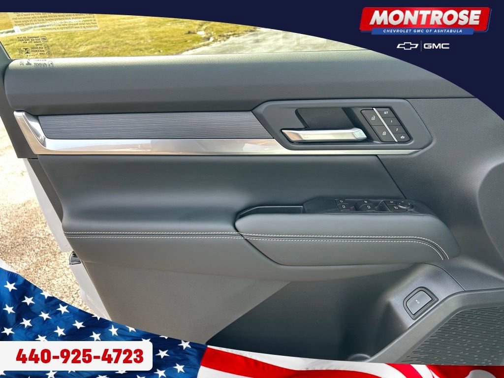 New 2026 GMC Terrain Elevation w/ Elevation Premium Package AWD/4WD image 9