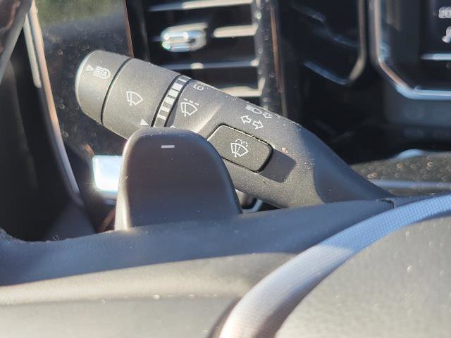 Used 2023 GMC Sierra 1500 SLT w/ SLT Premium Package AWD/4WD image 14