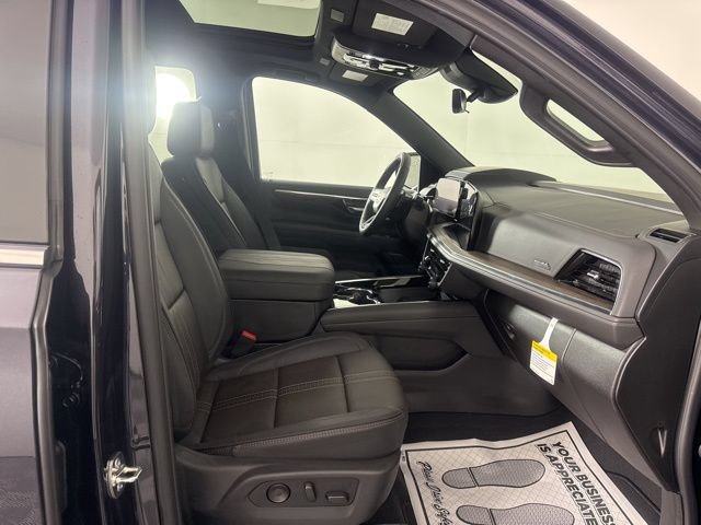 New 2026 Chevrolet Tahoe High Country w/ Sun And Tow Package AWD/4WD image 16