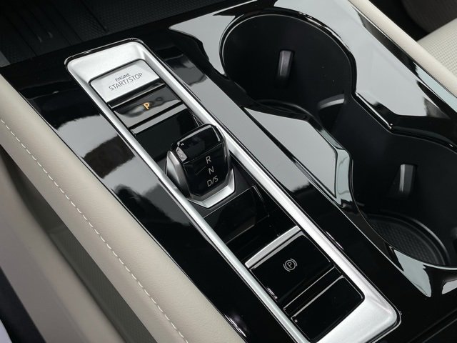 New 2025 Volkswagen Atlas SEL image 16