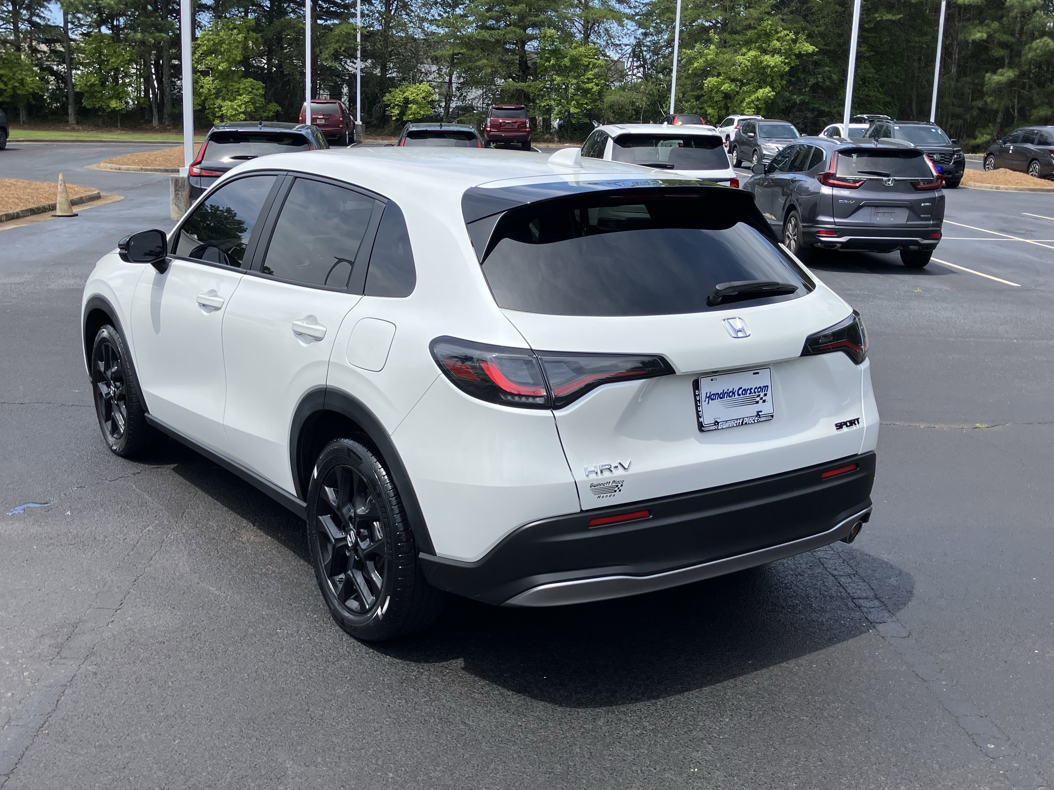 Used 2023 Honda HR-V Sport image 8
