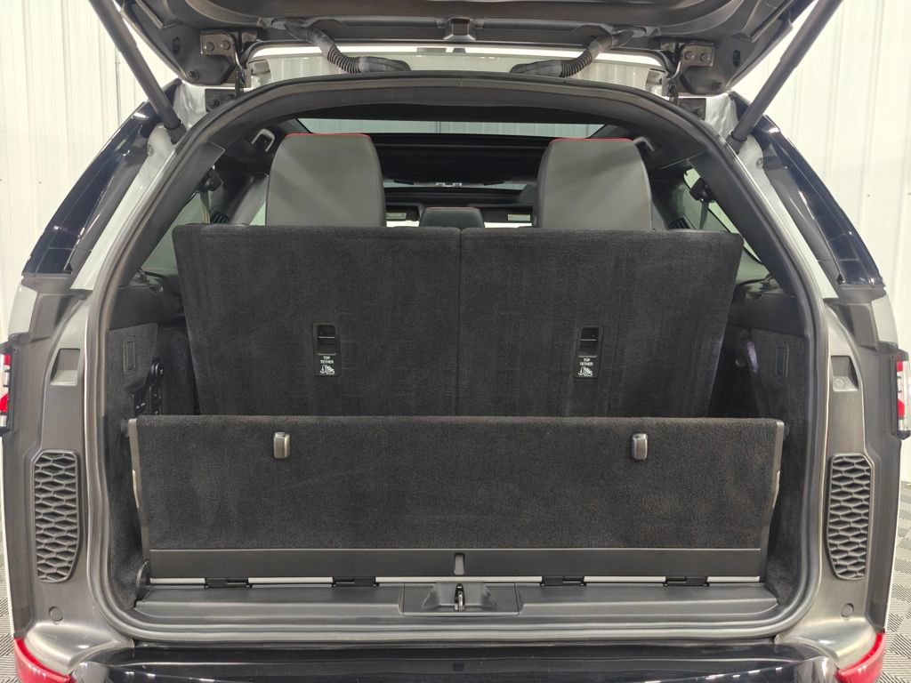 Used 2020 Land Rover Discovery HSE Luxury image 40