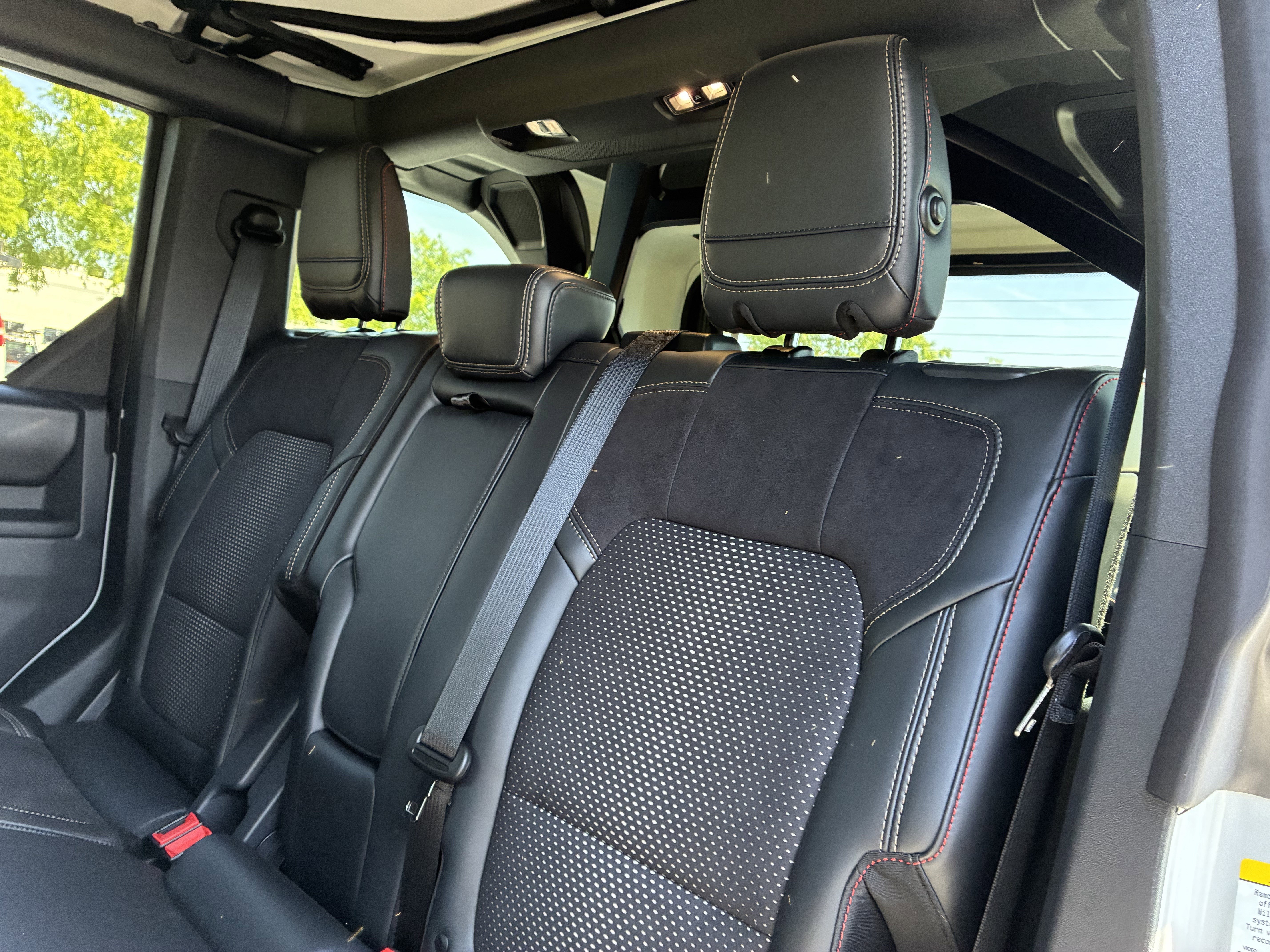 Used 2026 Ford Bronco Raptor w/ Interior Carbon Fiber Pack AWD/4WD image 13