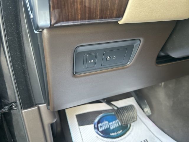 Used 2018 Land Rover Range Rover Sport HSE image 18