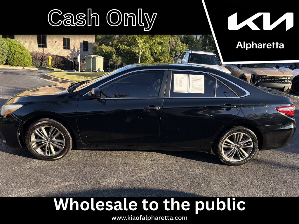 Used 2017 Toyota Camry LE FWD image 6