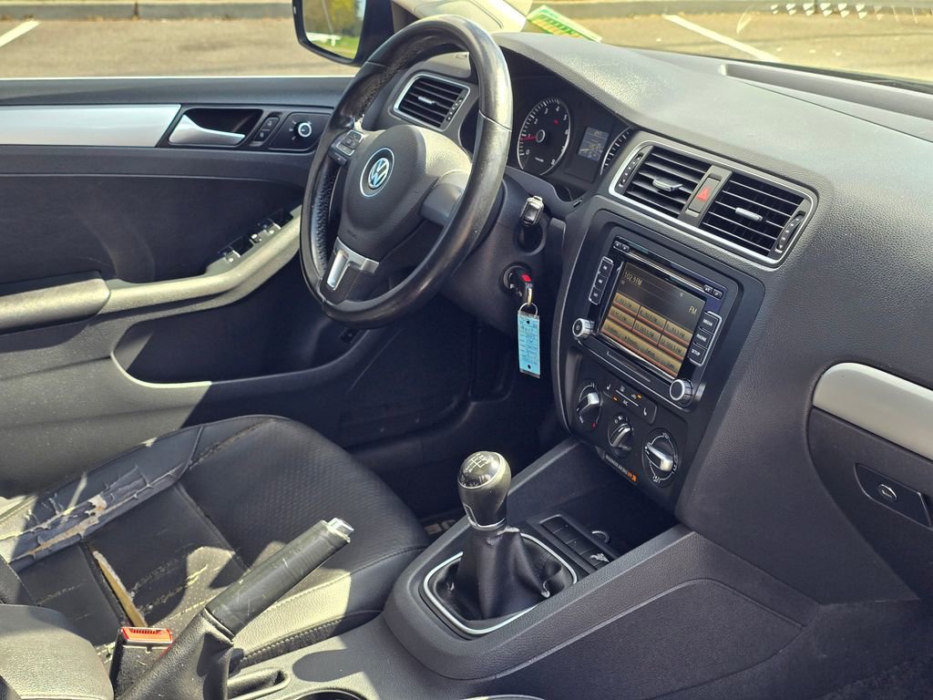 Used 2013 Volkswagen Jetta SE image 20