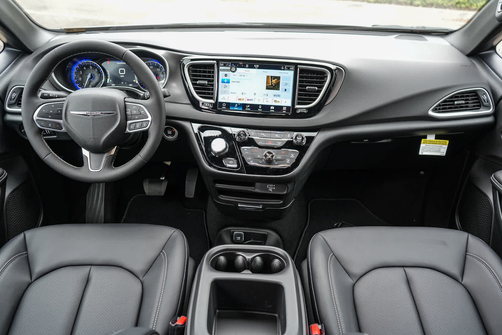 New 2026 Chrysler Voyager LX FWD image 12