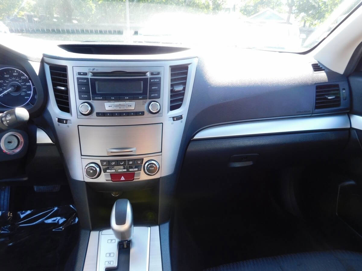 Used 2012 Subaru Outback 2.5i Premium image 8